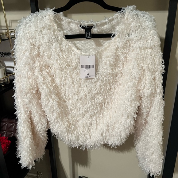 Forever 21 Cream Shaggy Sweater- Size Medium - Picture 4 of 5